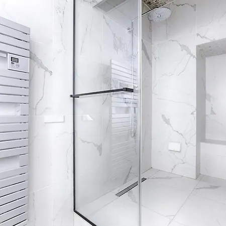 Luxury Montaigne Avenue 4p Appartamento